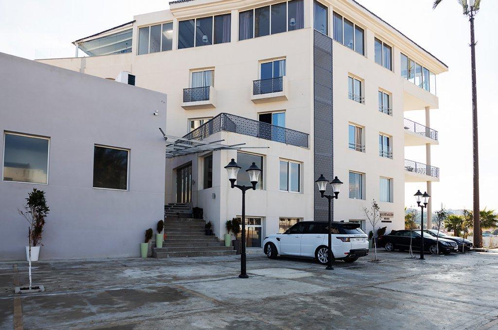 Mandarin Palace Hotel & Spa Tanca Dış mekan fotoğraf The hotel's entrance